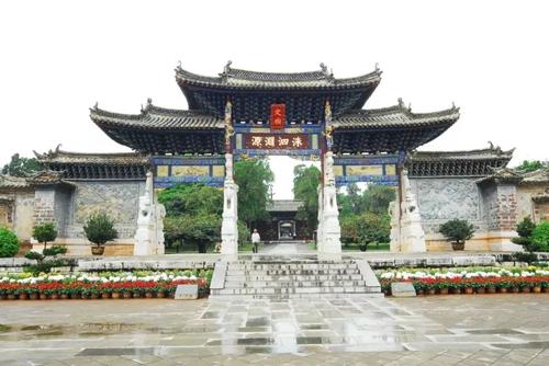 一个不同的春节