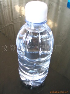 破碎的瓶子无法得到水