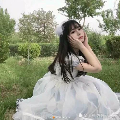 步入g与女朋友