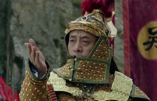 他只是一个低头，一个词不发送