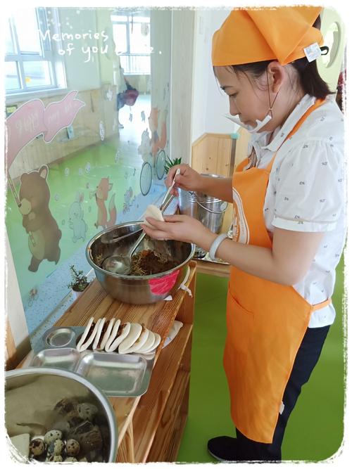 坚持不懈的爱永远留在世界上