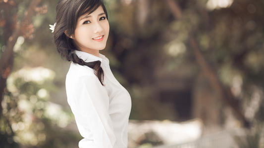 爱凝视