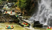 浏阳大围山榴花洞漂流