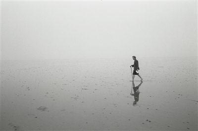 我们在路上，走路