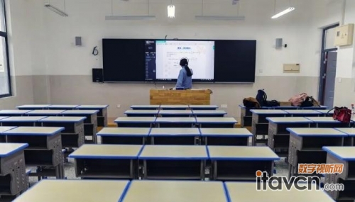 我很久没见过教室。
