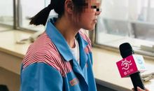 面对母亲的皱纹我流泪了