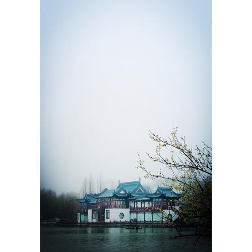 江南听雨