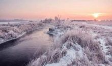 在岁月里的堤岸慢慢走