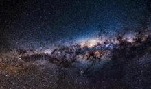 拂去灰尘看见光