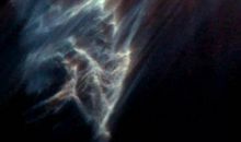 那些感动延续了好几个光年