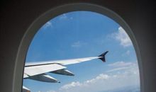 透过窗户看见你