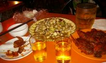 飘浮着沉淀下来