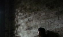 既然战胜不了悲伤