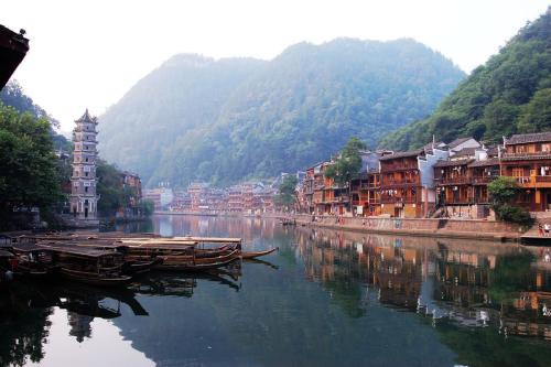凤凰古城
