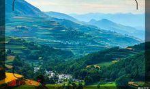 一路风雨，一路辉煌