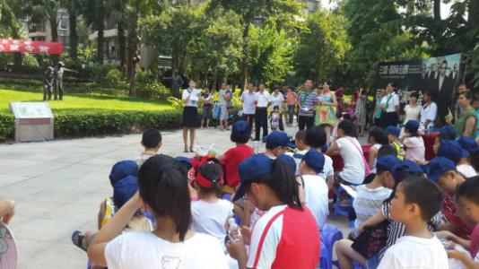 快乐的夏令营生活