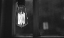 一只白帆为我点亮一盏灯