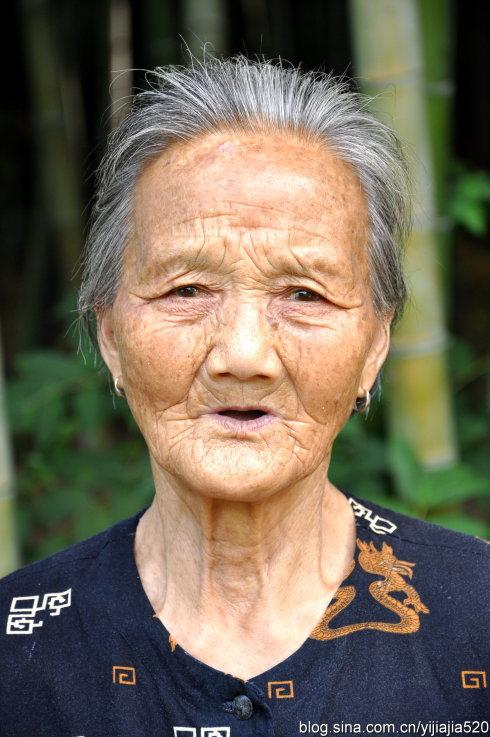 梦想梦想的老太太