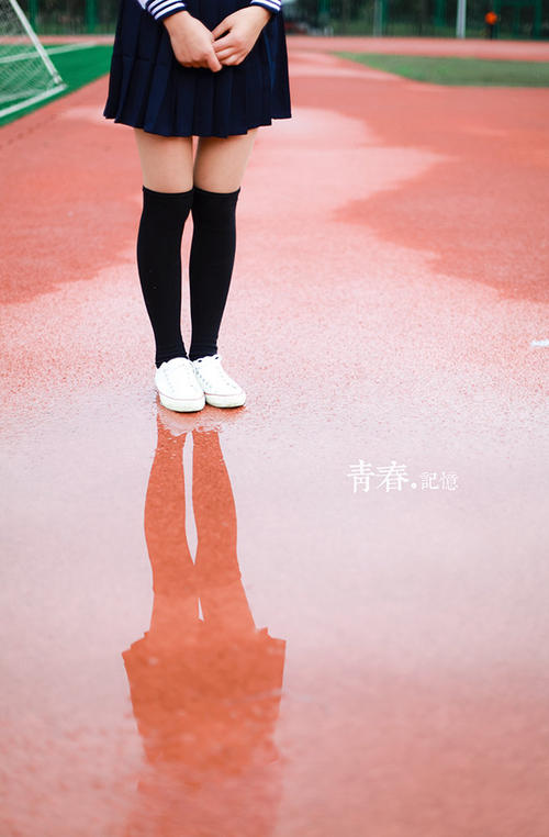 青年是如此美丽