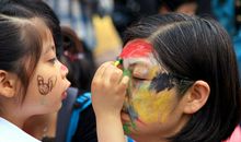 我给爸爸画脸谱