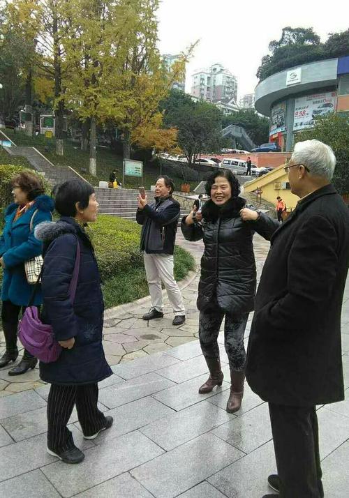 我们在风雨之后笑