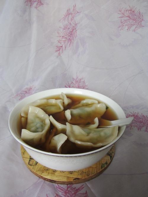 半碗饺子