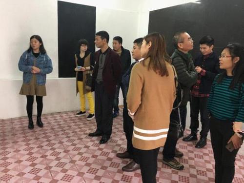 访问当地税务局