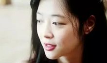 那一双憔悴的眼睛