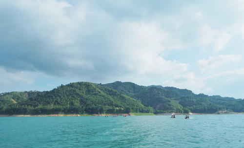 万隆湖之旅