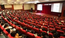 传承薪火，扬雷锋之光