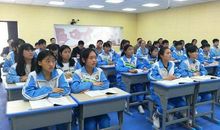 三尺讲台的芬芳