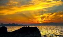 那一天你比夕阳更美