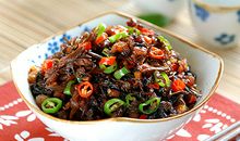 外婆做的饭菜好香