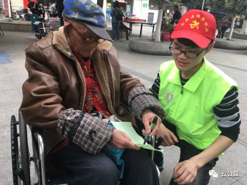 抚摸幸福