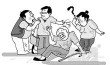 老人摔跤救不救