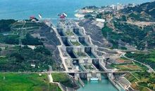 浮雕带我游三峡