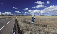 走在年轻的路上