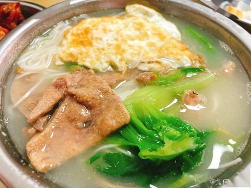 我母亲回复了你 - 看着电影“天堂的午餐”