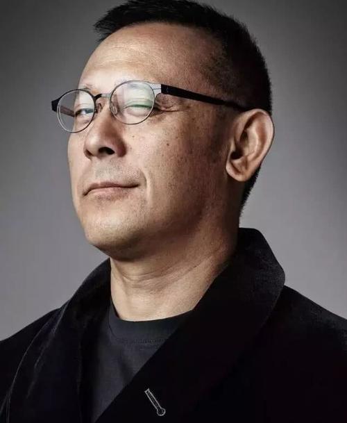 我想向它道歉。