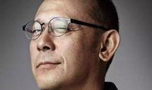 我想向那位乞丐道个歉