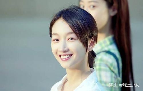 她的笑容改变了我