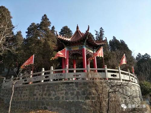 我的家乡 - 昆仑