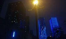 书像路灯一样伴我前行