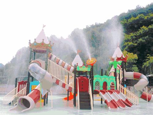 进入蓝梅庄园