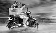 带着亲情一路前行