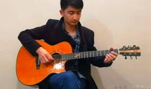 那美妙而动人心弦的吉他声