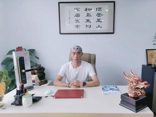 角落的角落从未离开过