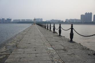 现实和理想的桥梁