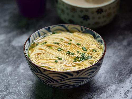 另见仰春脸