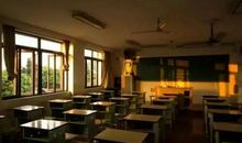 校园中的四季风